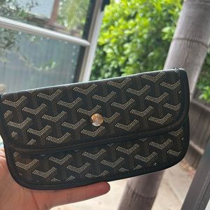 GOYARD Pouch